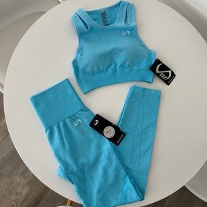 TLF Apparel Seamless Workout Set in Turquoise Heather